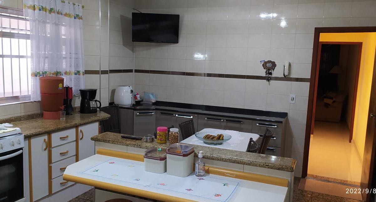 Sobrado, 4 quartos, 224 m² - Foto 1